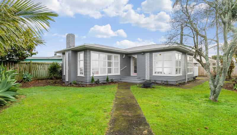 1/15 Walter Street, Mangere