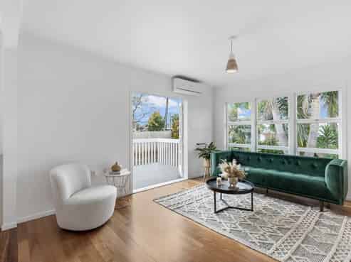 1/15 Walter Street, Mangere