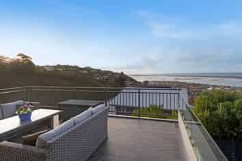 15 Mandalay Lane, Redcliffs