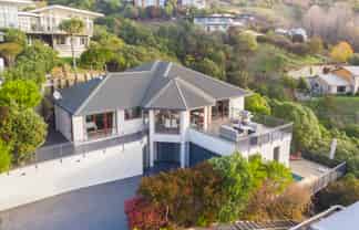 15 Mandalay Lane, Redcliffs