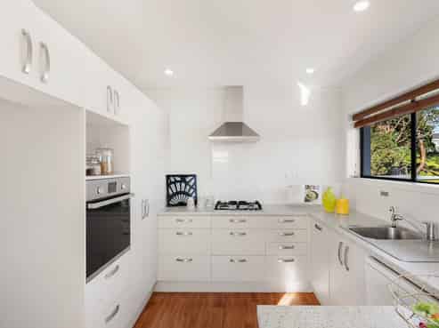 12 Fallow Street, Browns Bay