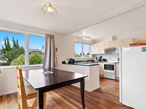 93 Edgewater Drive, Pakuranga