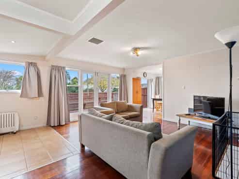 93 Edgewater Drive, Pakuranga