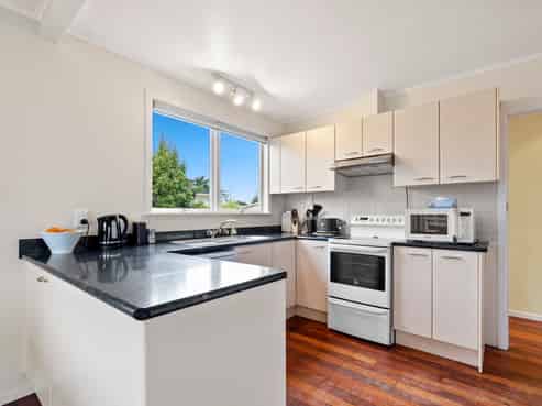 93 Edgewater Drive, Pakuranga