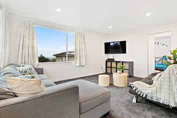 27 Danube Lane, Glen Eden