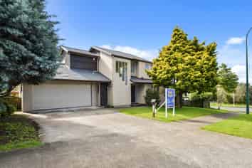 102 Mount Taylor Drive, Glendowie