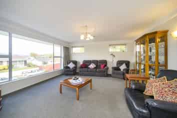 12 Redwood Grove, Hokowhitu