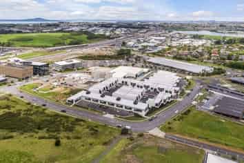 108sqm Albany retail for sale