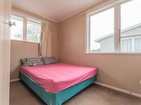 26 Farnham Avenue, Highbury