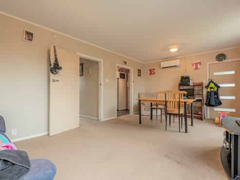 26 Farnham Avenue, Highbury