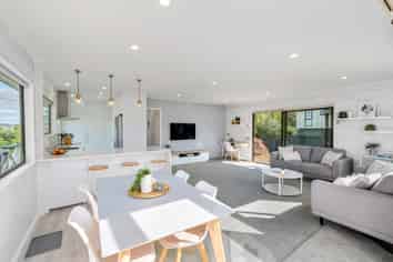 2/75 Elliot Street, Howick