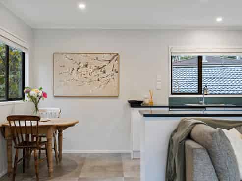 1/22 Derwent Crescent, Titirangi