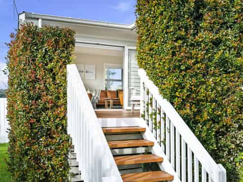 1/96 Verbena Road, Birkdale