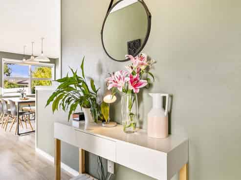 1/96 Verbena Road, Birkdale