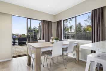 6 Glendale Drive, Dinsdale