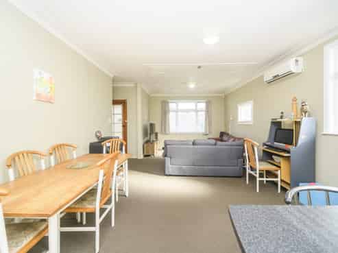 181A Botanical Road, Takaro