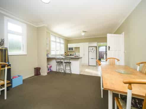 181A Botanical Road, Takaro