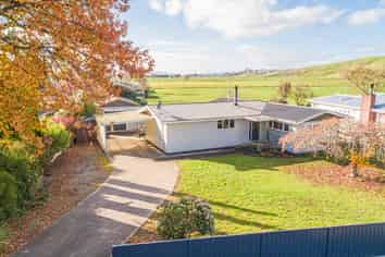 17 Edward Street, Pahiatua