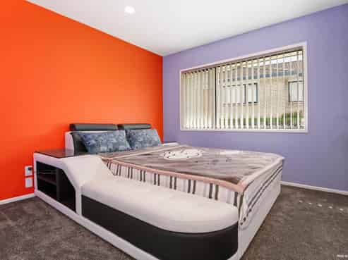 55 Robert Skelton Place, Clendon Park