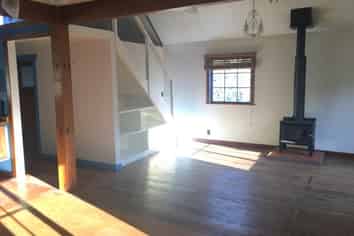 75 Russell Street, Stepneyville