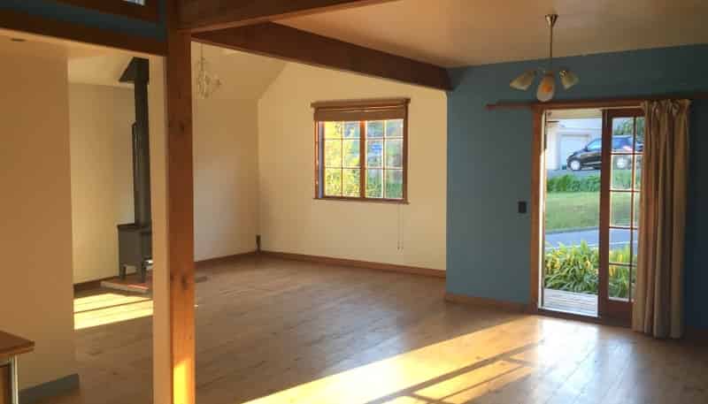 75 Russell Street, Stepneyville