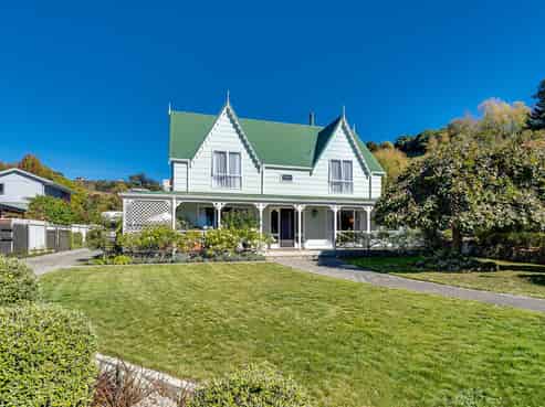 2 Kokako Place, Taradale