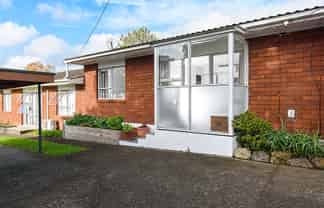 2/11 Alston Avenue, Kelston