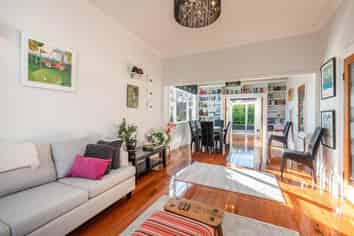 16 Yale Road, Mount Cook