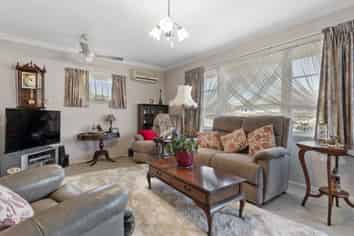 4/59 Ararino Street, Trentham