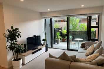 G13/340 Onehunga Mall, Onehunga