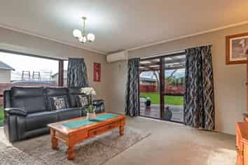 37 Peppertree Glade, Kelvin Grove