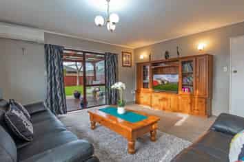 37 Peppertree Glade, Kelvin Grove