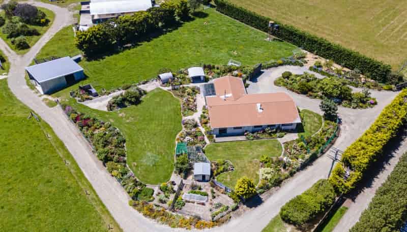 48 Webb Road, Saint Andrews