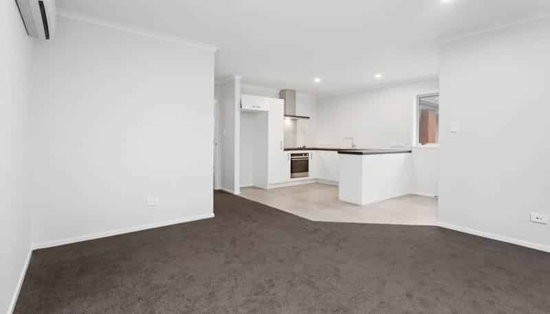 2/31 Evans Road, Glen Eden