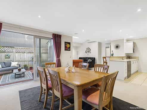 14/36 Dee Street, Island Bay