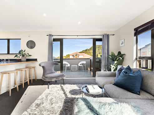 8A Birkhall Grove, Strathmore Park