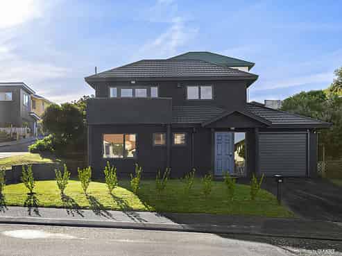 8A Birkhall Grove, Strathmore Park