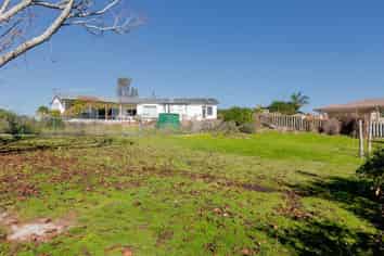 28 Takapu Street, Matua