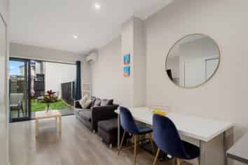 21 Kerewhenua Crescent, Hobsonville