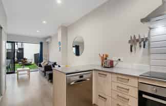 21 Kerewhenua Crescent, Hobsonville