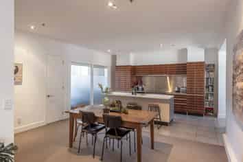 28/254 Willis Street, Te Aro