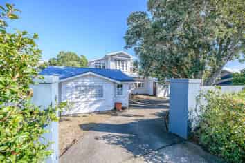 8 Kitchener Road, Takapuna