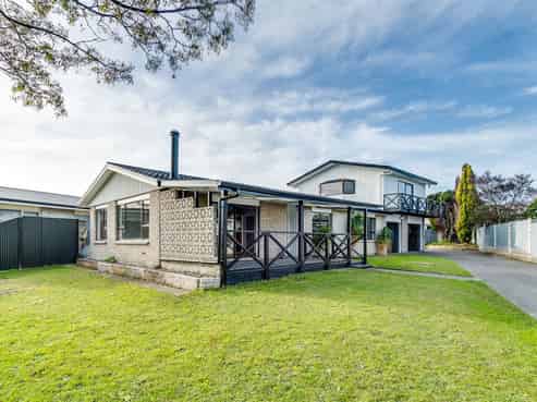13 Spriggs Crescent, Greenmeadows