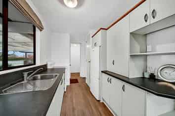 13 Manuka Place, Hawera