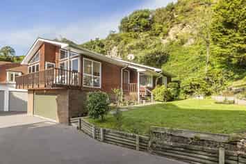 16B Ferry Street, Seatoun