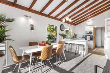 16B Ferry Street, Seatoun