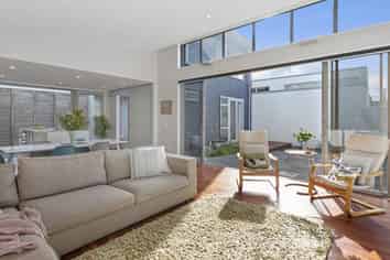 6 Boardwalk Lane, Seatoun