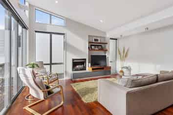 6 Boardwalk Lane, Seatoun