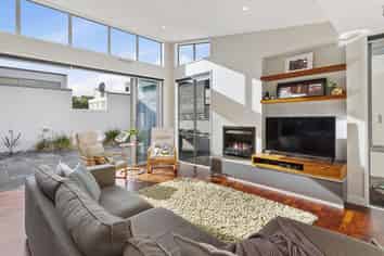 6 Boardwalk Lane, Seatoun