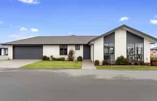 8/3 Retallick Way, 